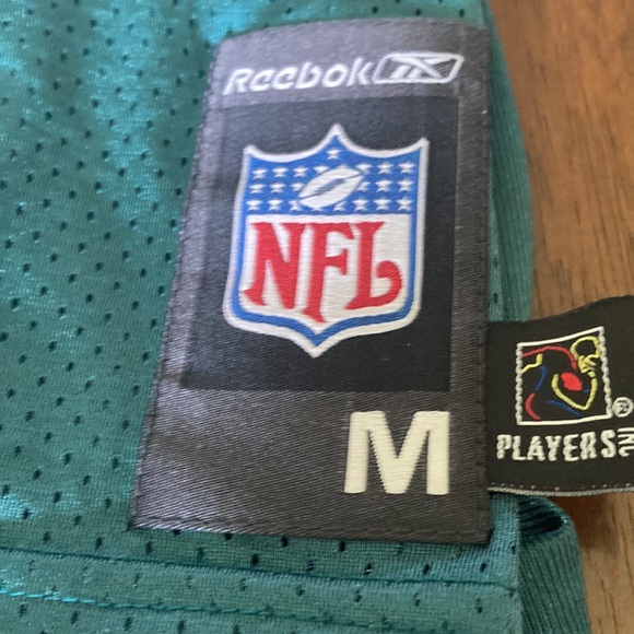 Mens Eagles jersey in great shape - Picture 4 of 4